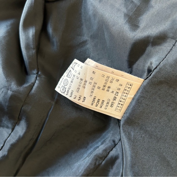 it Michaa sharp tailored blazer, black, fits as size 2-4 - Picture 13 of 13